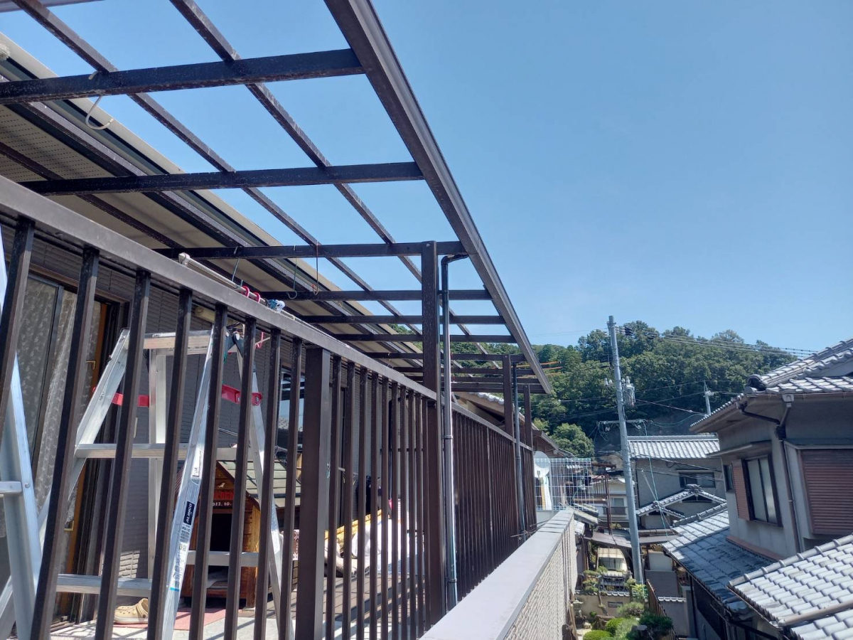 SHL呉の波板張替　施工例の施工前の写真2