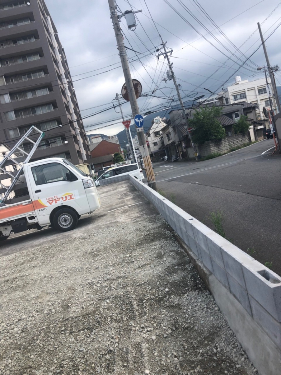 SHL呉のフェンス　施工例の施工前の写真1