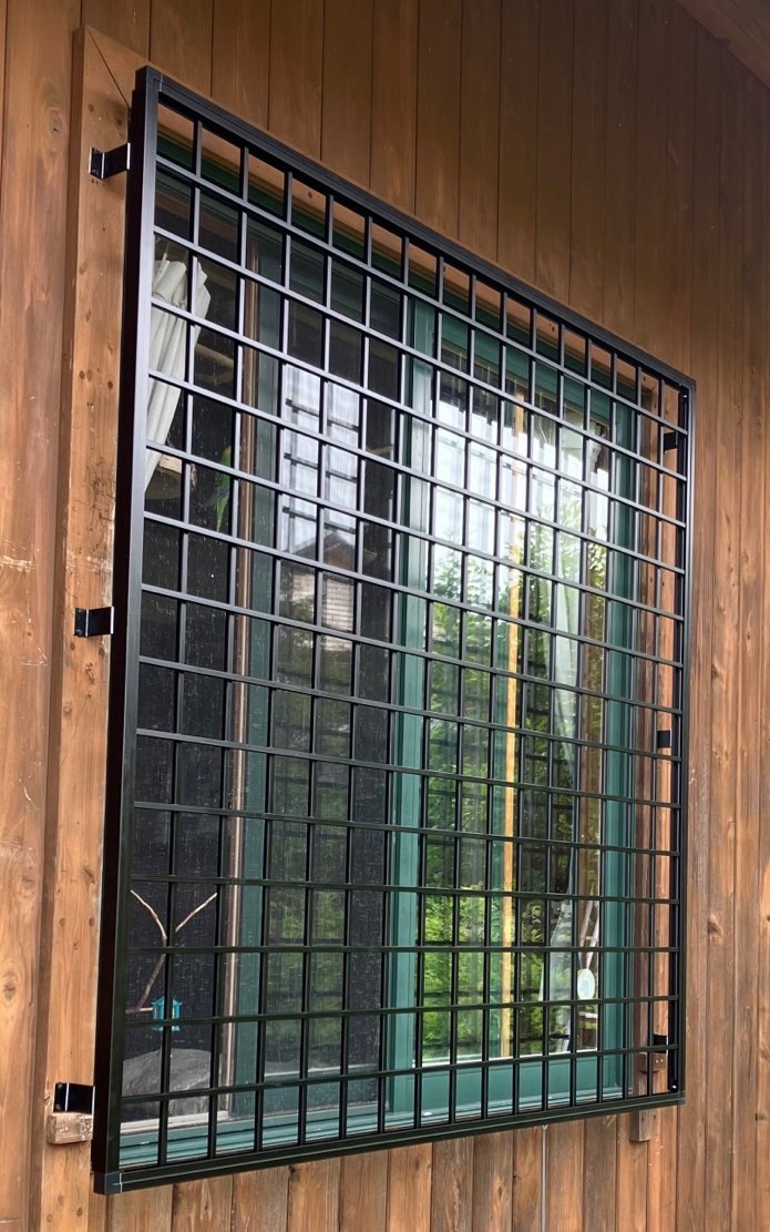 新屋の202 面格子取付の施工後の写真1