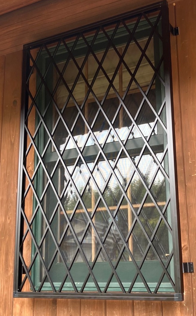 新屋の202 面格子取付の施工後の写真2