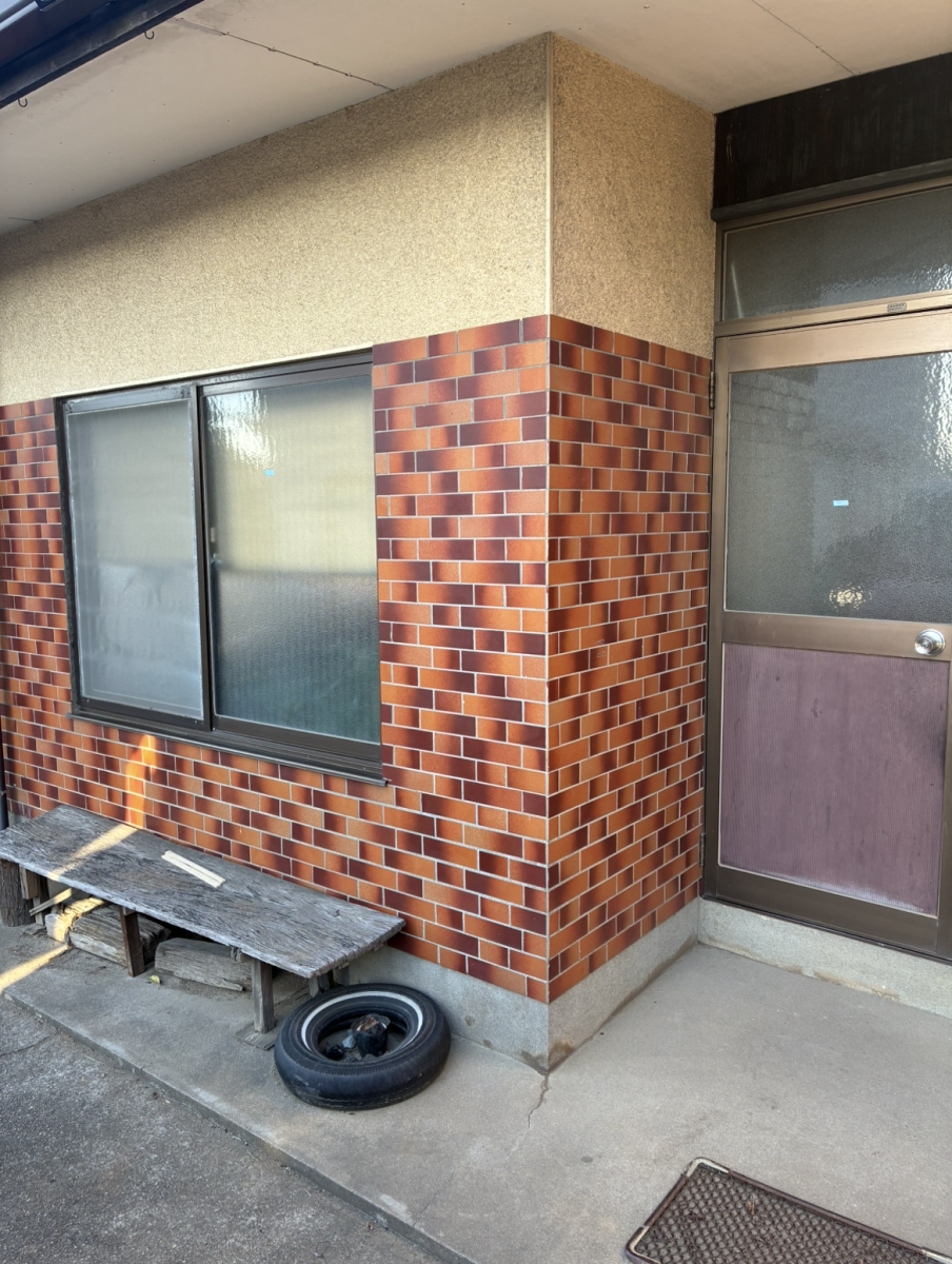 新屋の209　防犯合せガラス入れ替え工事の施工前の写真3