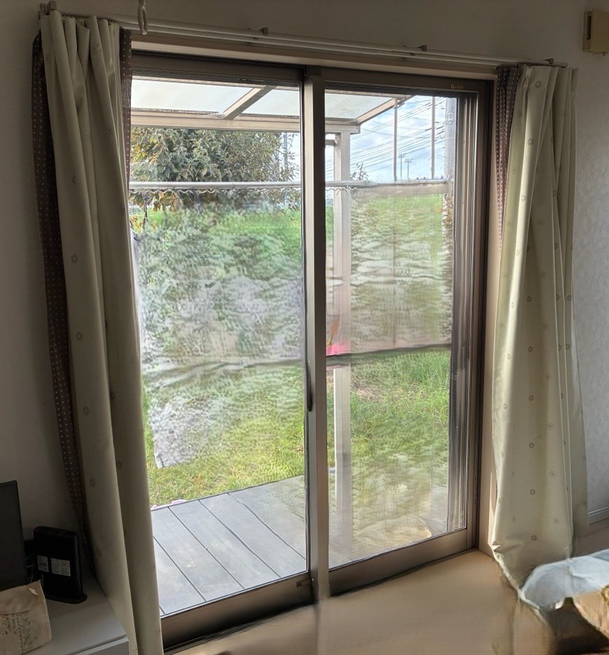 新屋の210　2025先進的窓リノベ補助金を使った内窓工事の施工前の写真1
