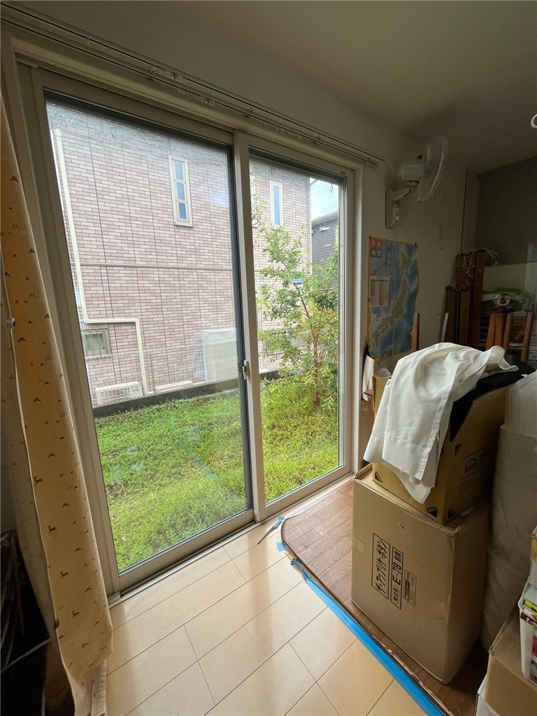 プロテクトの【和歌山窓リフォーム】内窓インプラスで快適生活へ✨断熱・防音リフォーム事例の施工前の写真1