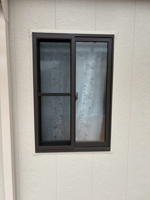 常陸トーヨー住器の【防犯対策に！】面格子取付工事の施工前の写真1