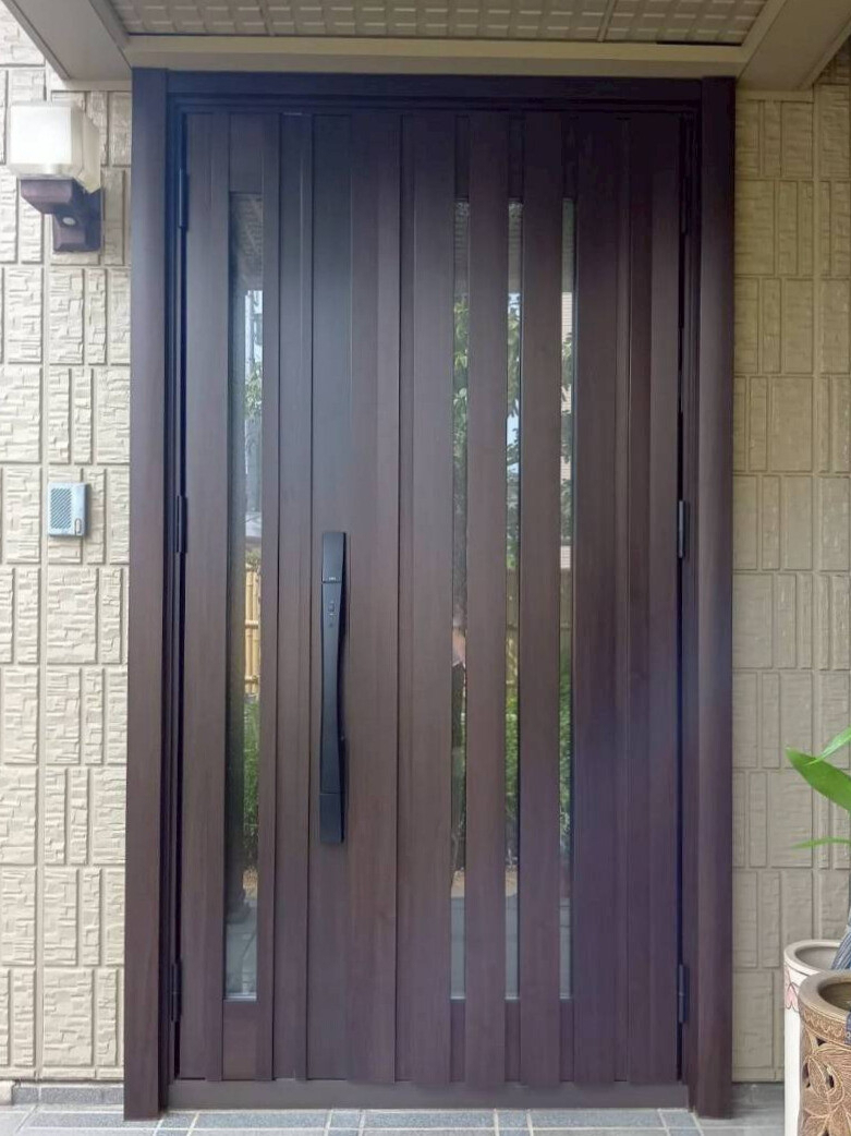 さとうトーヨー住器の【さいたま市北区】玄関ドア交換リシェントとインプラス(内窓)で防音対策を。の施工後の写真3