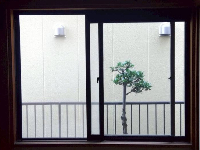 さとうトーヨー住器の【さいたま市北区】玄関ドア交換リシェントとインプラス(内窓)で防音対策を。の施工前の写真1