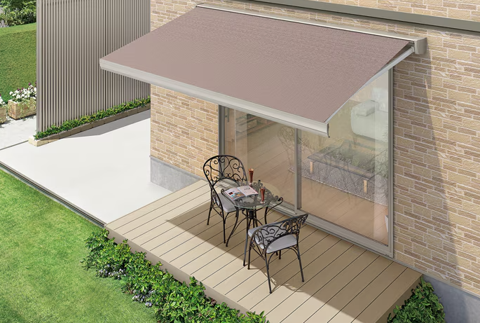 アルファトーヨー住器の【佐久市】夏の日差しをおしゃれにカット!LIXIL彩風でつくる快適空間の施工事例詳細写真7