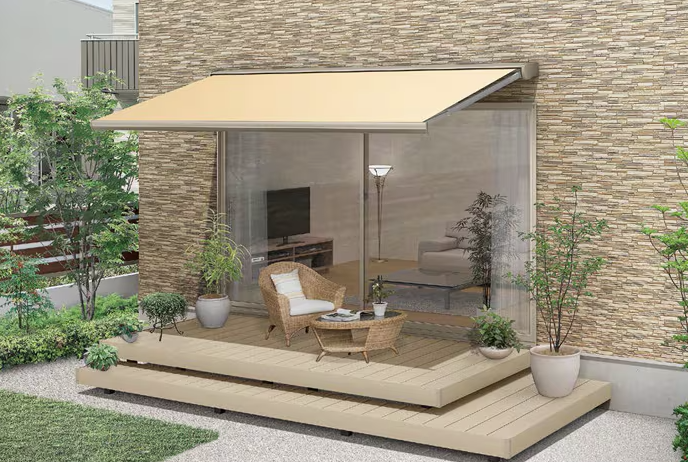 アルファトーヨー住器の【佐久市】夏の日差しをおしゃれにカット!LIXIL彩風でつくる快適空間の施工事例詳細写真4