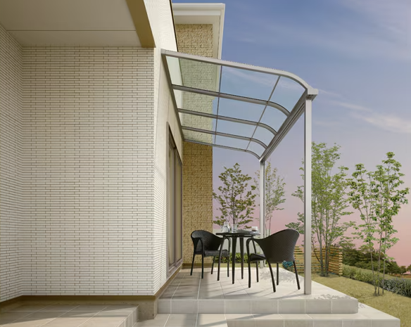 アルファトーヨー住器の【佐久市】LIXILスピーネでテラス屋根を後付け!雨の日も安心の外干しスペースにの施工事例詳細写真2