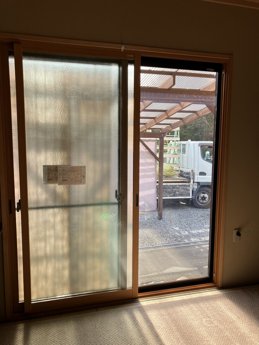 アルファトーヨー住器のリシェント「玄関ドア」施工例の施工後の写真2