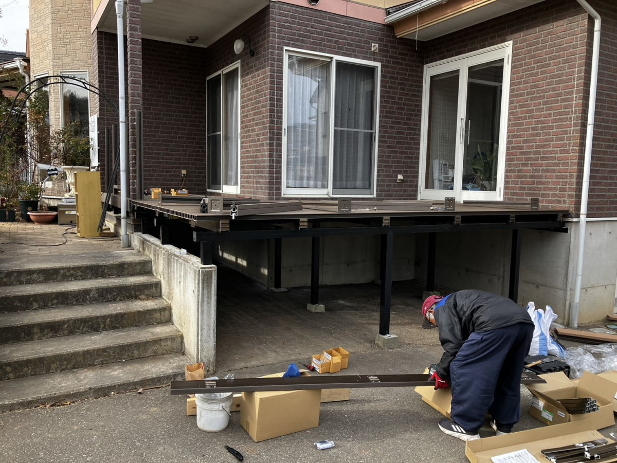 アルファトーヨー住器の施工例(樹ら楽ステージ/デッキ/外構/エクステリア)の施工前の写真2