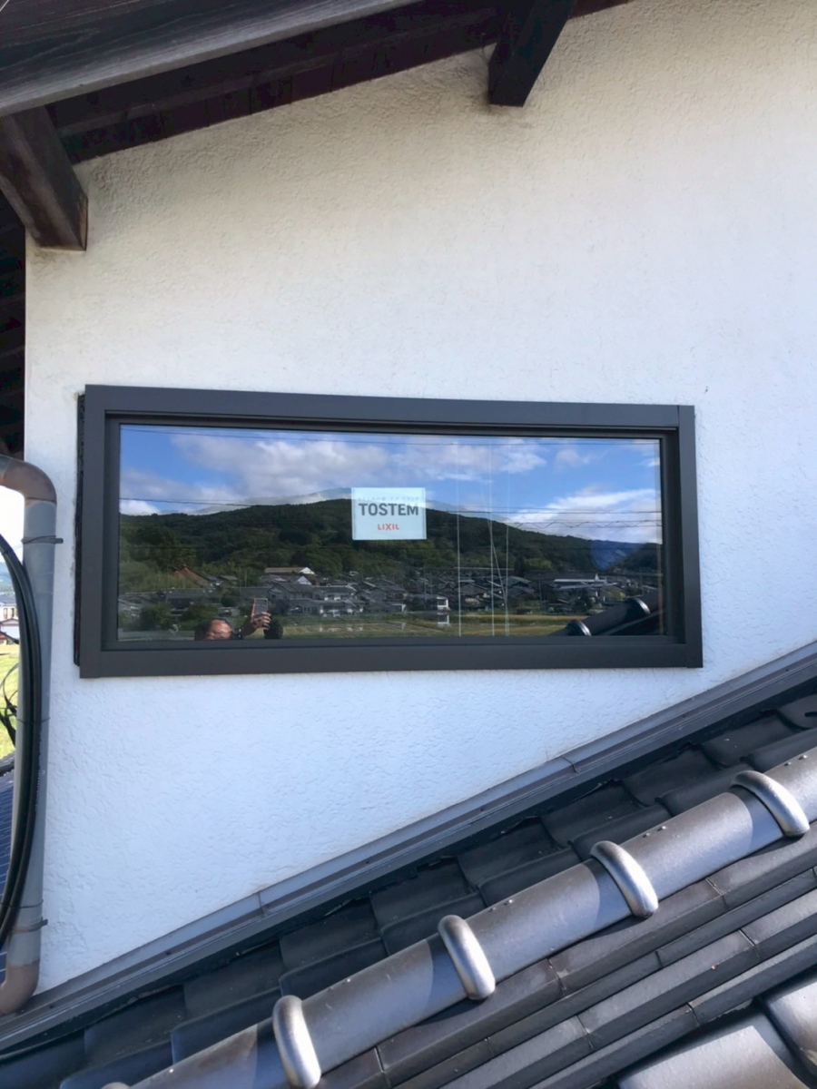 アルファトーヨー住器の【佐久市】縦サッシを横使い!? 水漏れの原因を突き止め、リプラスで改善しましたの施工後の写真1