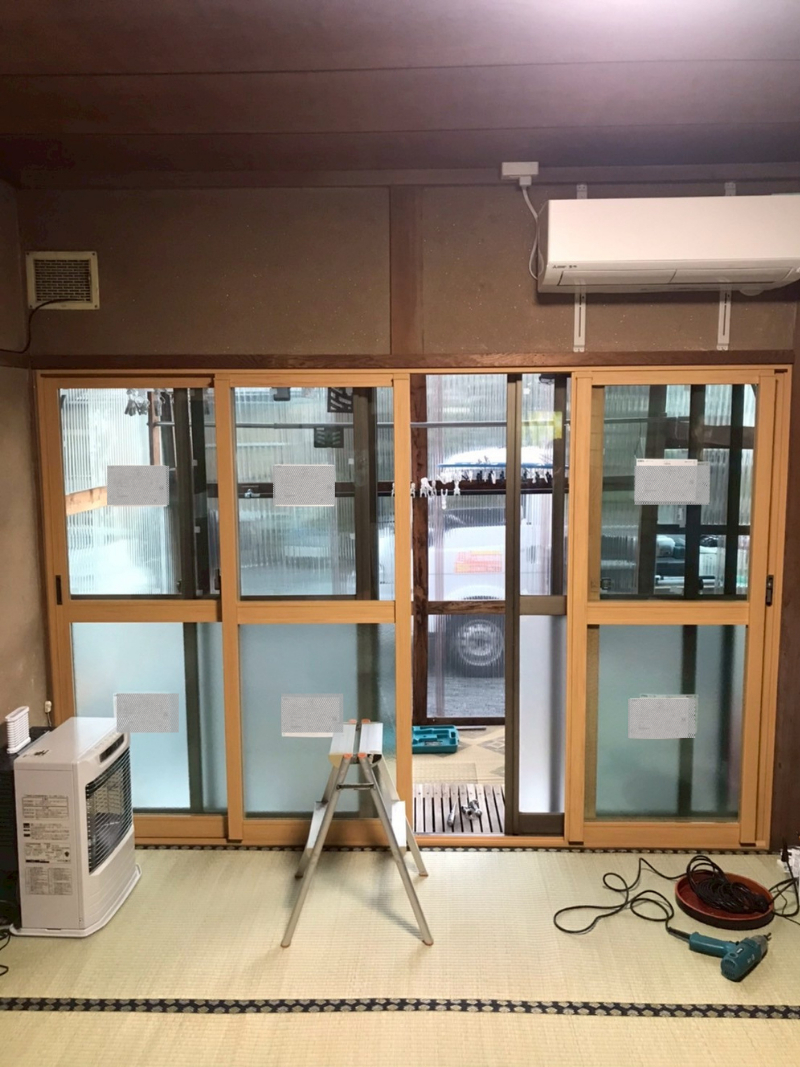 アルファトーヨー住器の【佐久穂町】寒い部屋がぽかぽかに！内窓リフォームで快適な冬支度の施工後の写真1