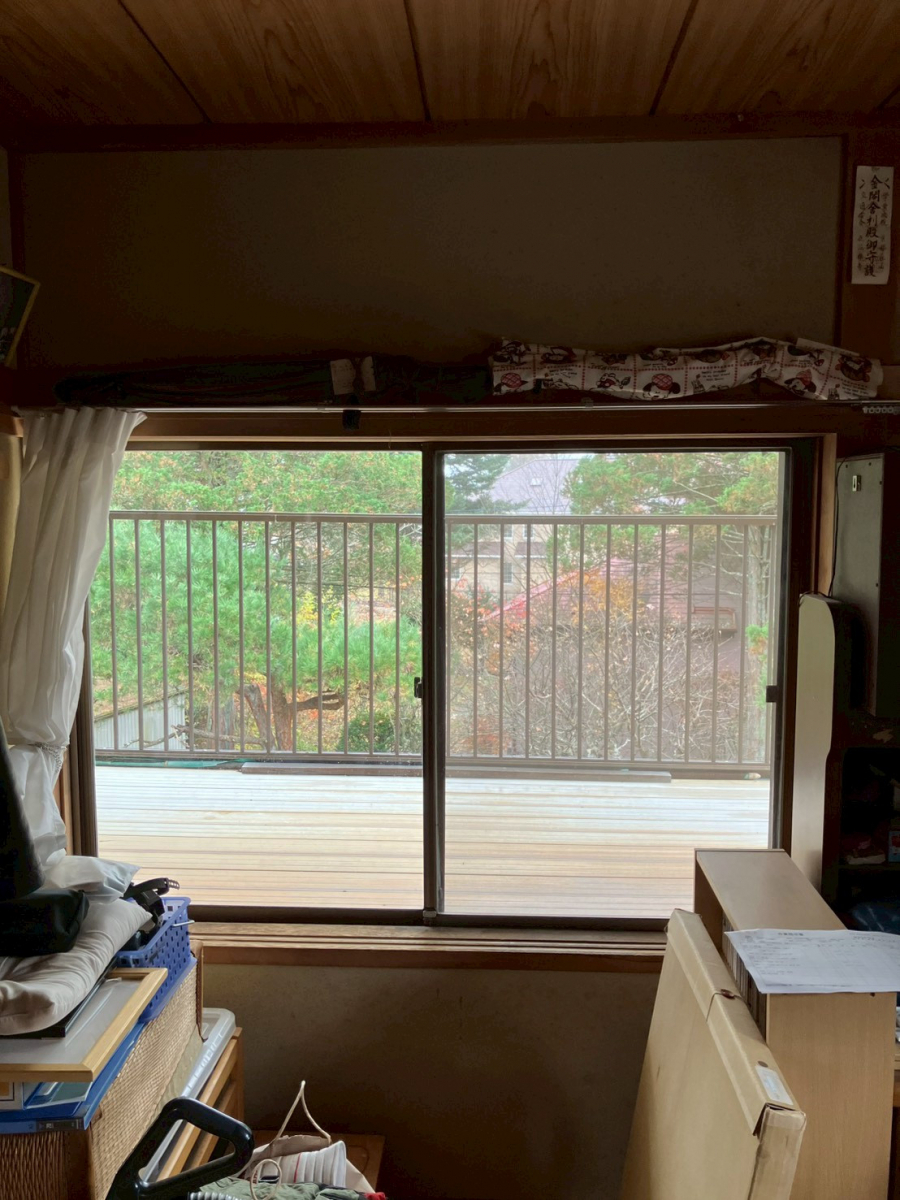 アルファトーヨー住器の【軽井沢町】“やっと和室も温かく”。前回残した窓を補助金でお得にリフォームの施工前の写真1