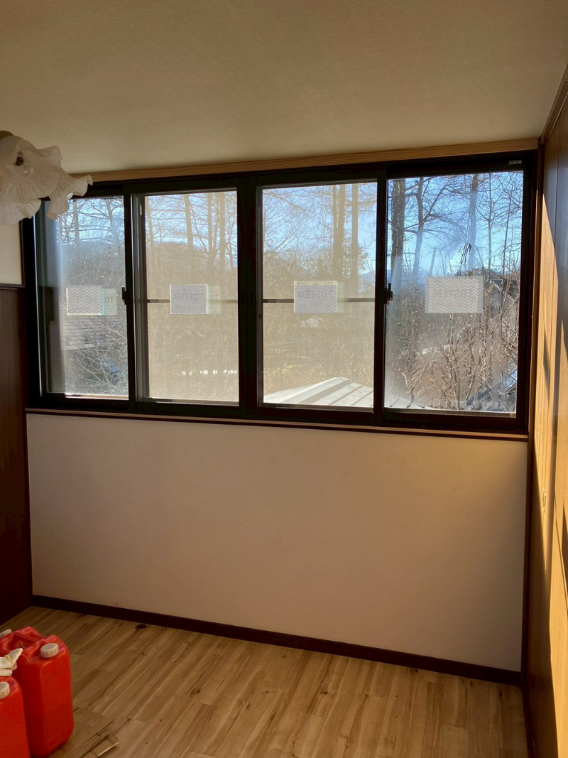 アルファトーヨー住器の【群馬県長野原町】冬の寒さにお悩み…1枚ガラスの窓を内窓で快適にの施工後の写真3