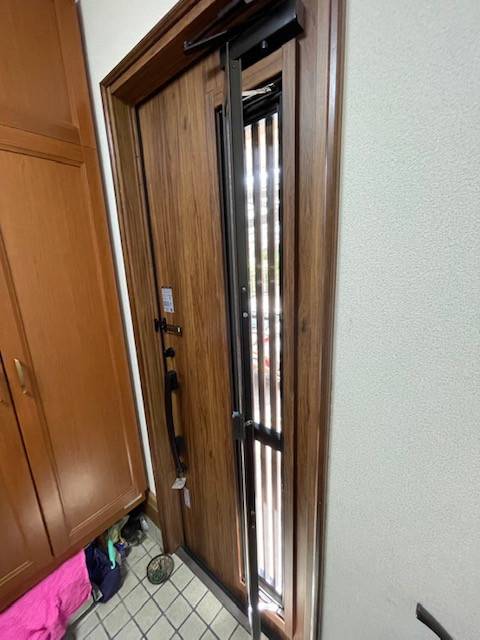 広島ガラス建材トーヨー住器のリシェント玄関ドア　取替工事を行いましたの施工後の写真3