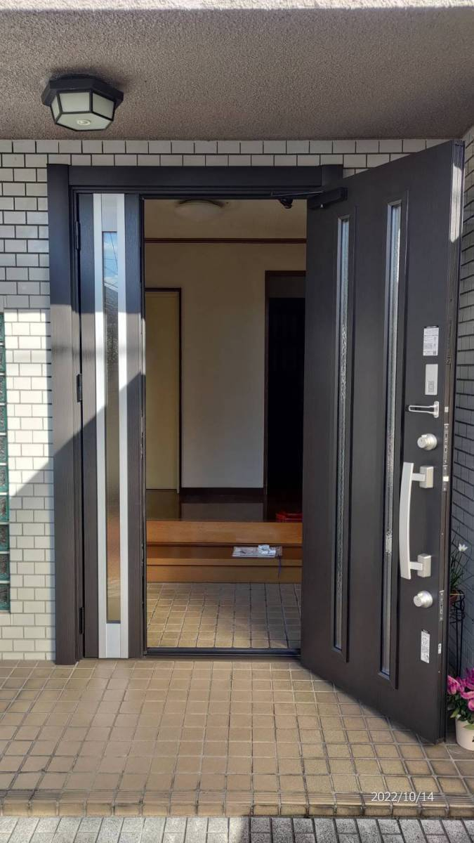 ECO plus so-yu-の木製ドアをあっという間に 親子タイプの断熱ドアに！の施工後の写真3