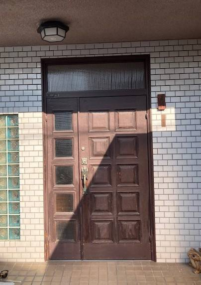 ECO plus so-yu-の木製ドアをあっという間に 親子タイプの断熱ドアに！の施工前の写真1