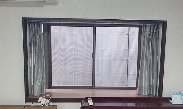 ECO plus so-yu-の【大阪市】インプラス取付　補助金活用で光熱費を押え 夏を乗り切ろう！の施工前の写真2