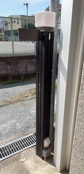 ECO plus so-yu-の【交野市】宅配ボックス付き機能門柱で 玄関廻りを快適リフォーム！の施工前の写真2