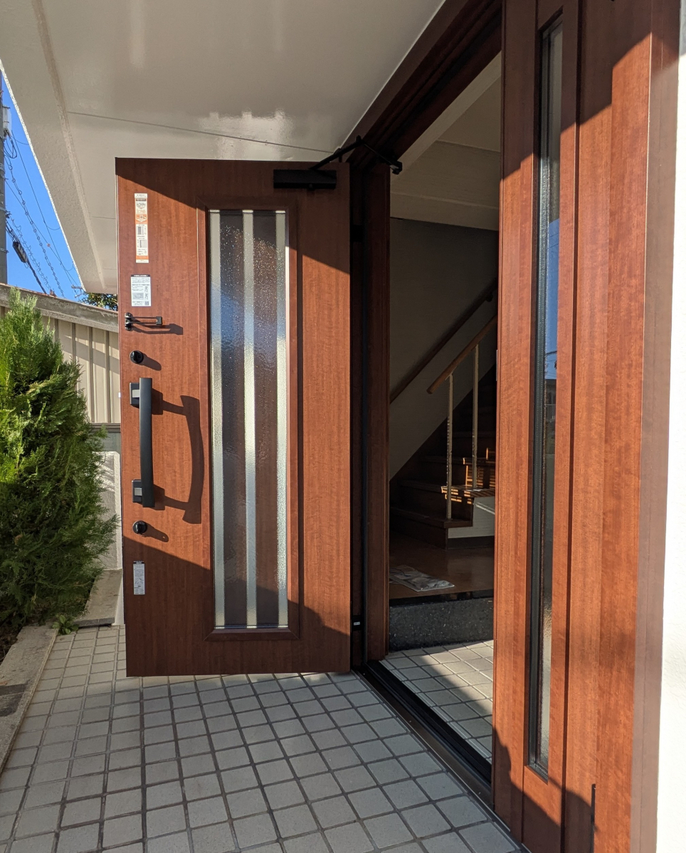 ECO plus so-yu-の木製親子ドア（ヤマハ製）のスピード取替！の施工後の写真2