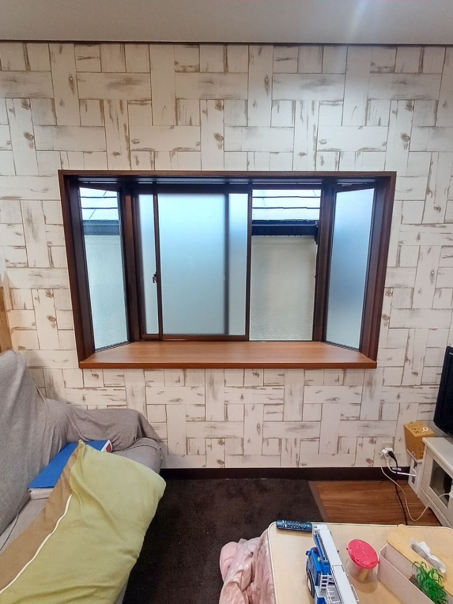 ECO plus so-yu-の【交野市】内窓で省エネ！　断熱性能アップ↑↑　冷暖房費ダウン↓↓の施工前の写真1