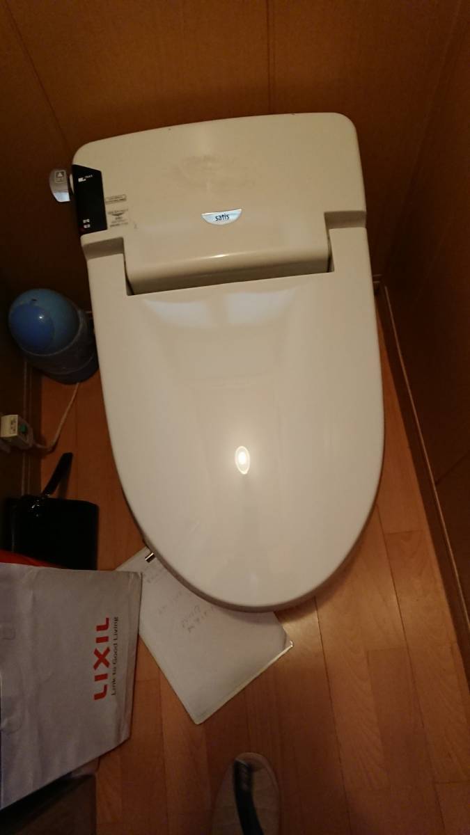 阪神北トーヨー住器のトイレ取替施工例の施工後の写真1