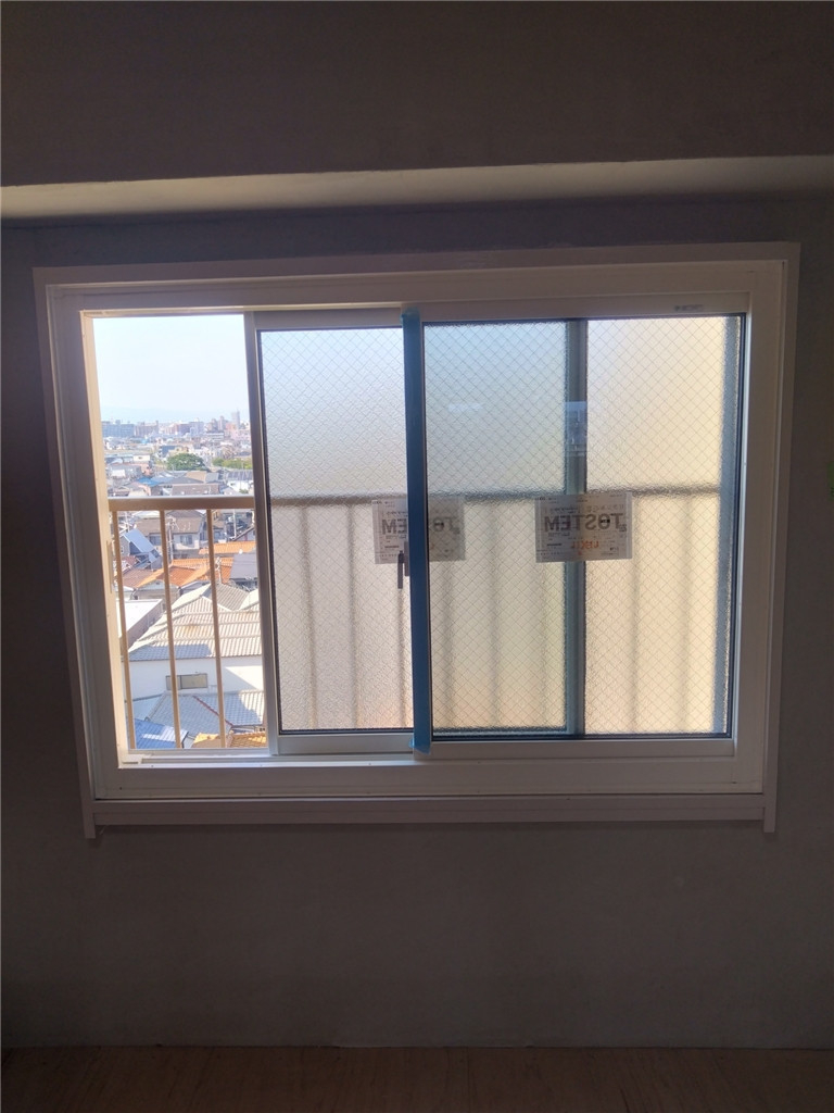 阪神北トーヨー住器のマンションの窓取替しましたの施工後の写真3