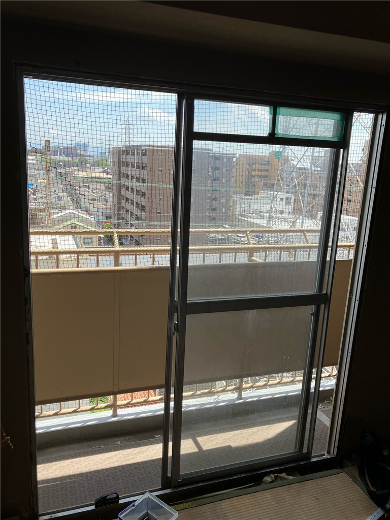 阪神北トーヨー住器のマンションの窓取替しましたの施工前の写真2