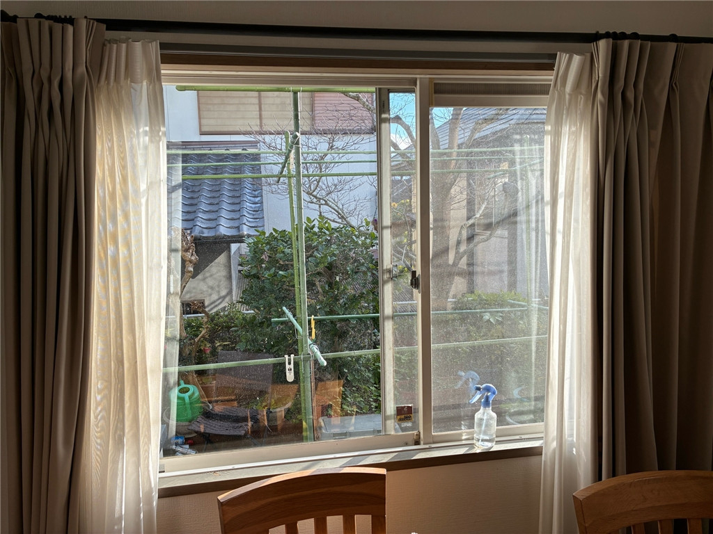 阪神北トーヨー住器のインプラス（内窓）取り付けました　窓リノベ2026の施工前の写真1