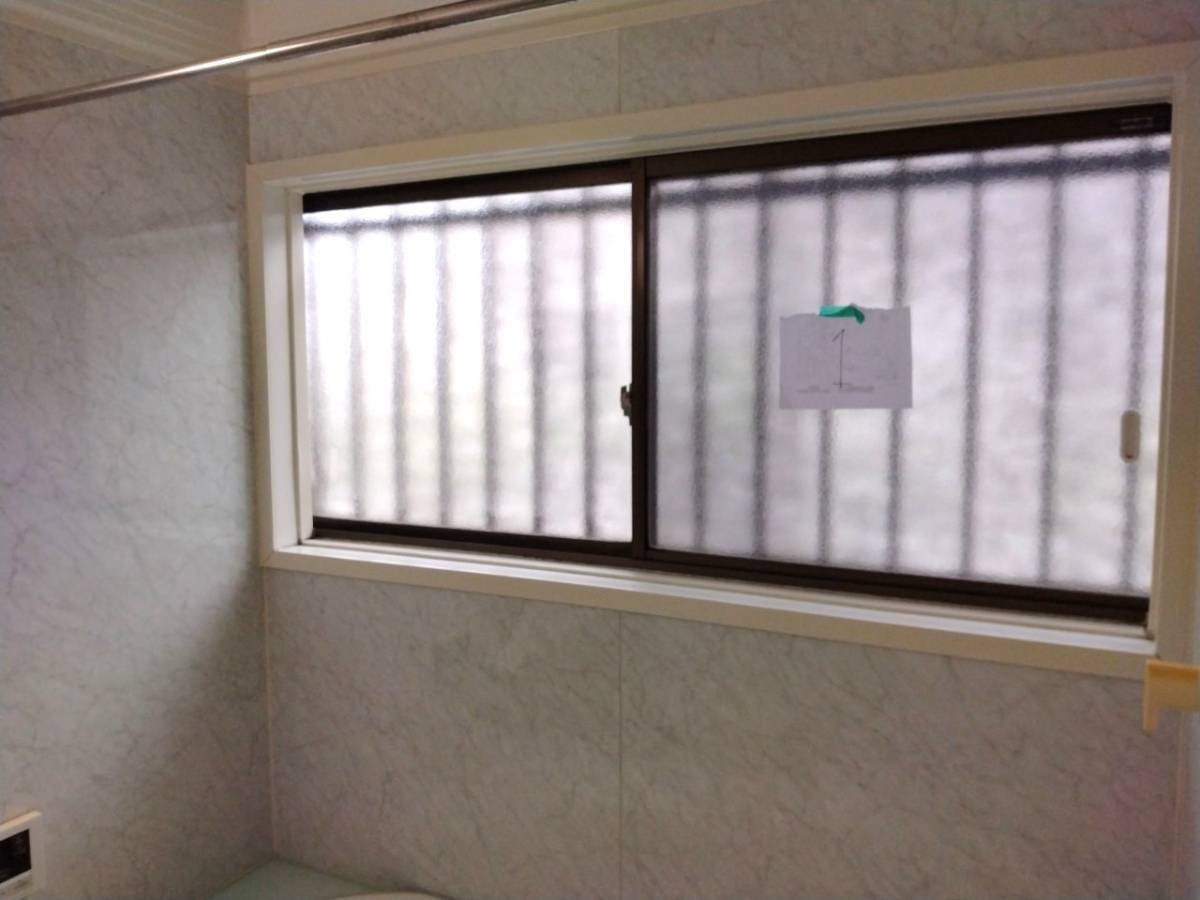 西幸の群馬県太田市　1dayリフォーム　内窓の施工前の写真1