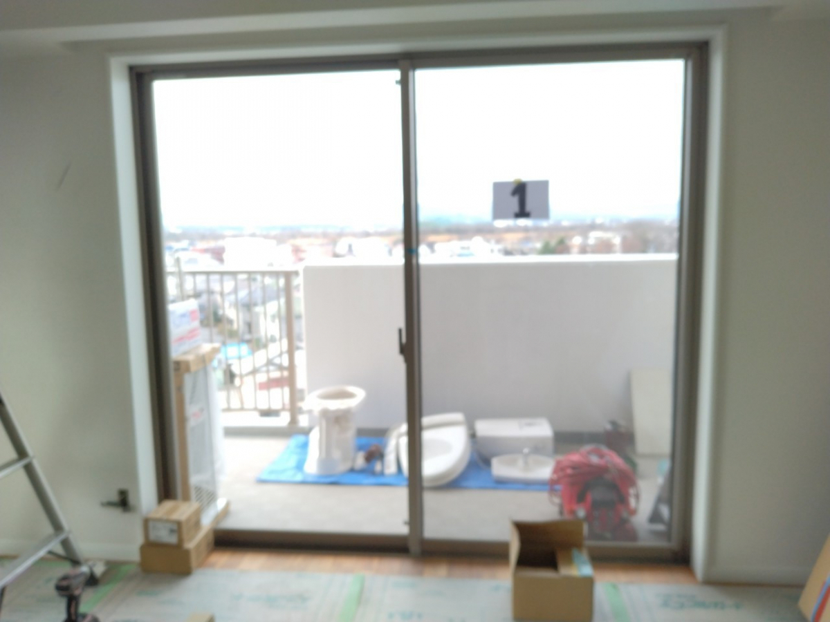 西幸の埼玉県熊谷市　内窓リフォームの施工前の写真1