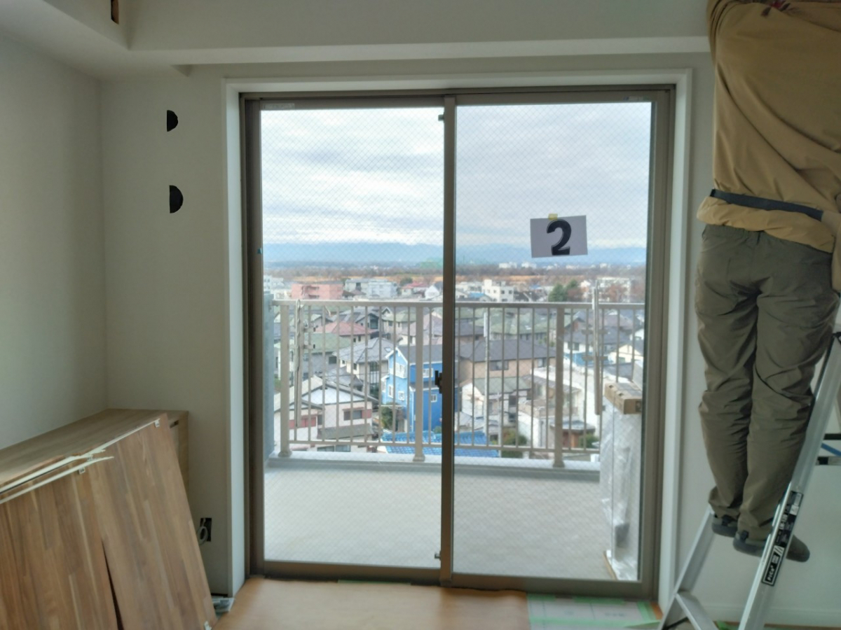 西幸の埼玉県熊谷市　内窓リフォームの施工前の写真2