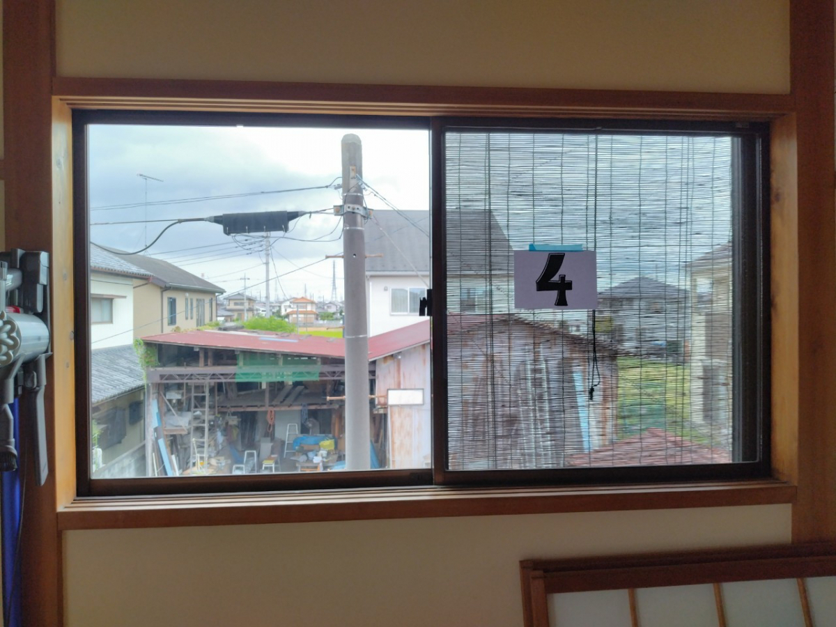 西幸の群馬県太田市　補助金で内窓設置　防音防犯対策！の施工前の写真2