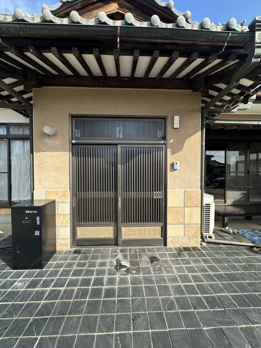 西幸の玄関引戸交換で快適生活に🎵の施工前の写真1