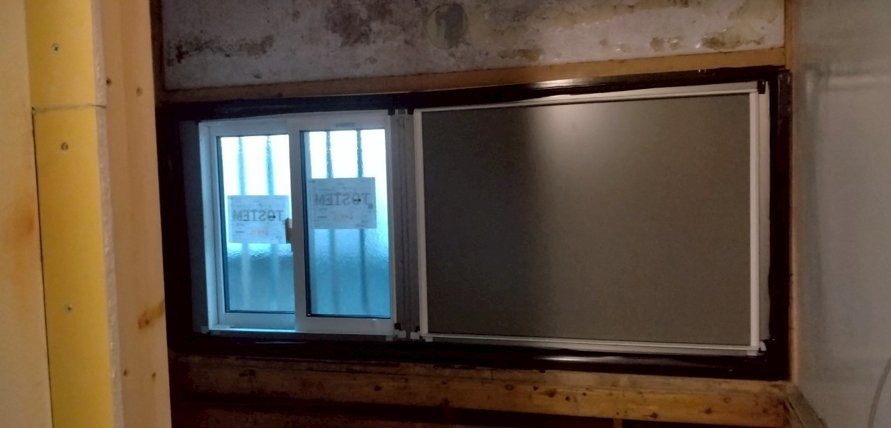 西幸の３世代が喜んだお風呂窓リフォーム！　 窓断熱で暖かさを実感の施工後の写真1