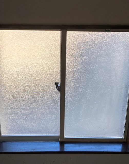 ハラコーの【内窓施工例】内窓インプラス（断熱/結露 窓リフォーム）東村山市の施工前の写真1