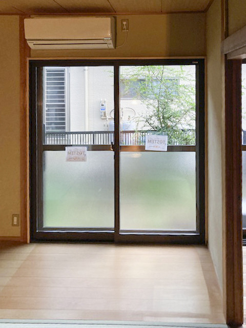 南横浜トーヨー住器の【鎌倉市】冬も薄着でぽっかぽか🔥LIXILの内窓「インプラス」で暖かく冬を過ごしましょう。の施工後の写真2