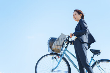 南横浜トーヨー住器の【横浜市栄区】カーポートSCは駐輪場としても使える！LIXIL人気カーポートの魅力と施工ポイント解説のお客さまの声の写真1