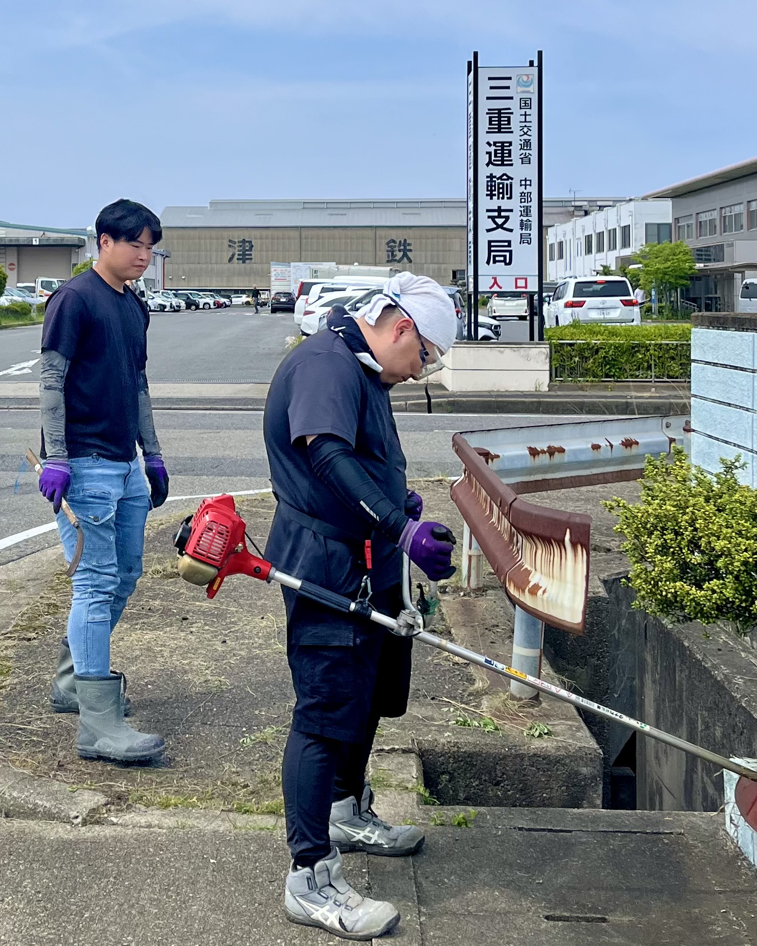 本社草刈り セイワ四日市店のブログ 写真1