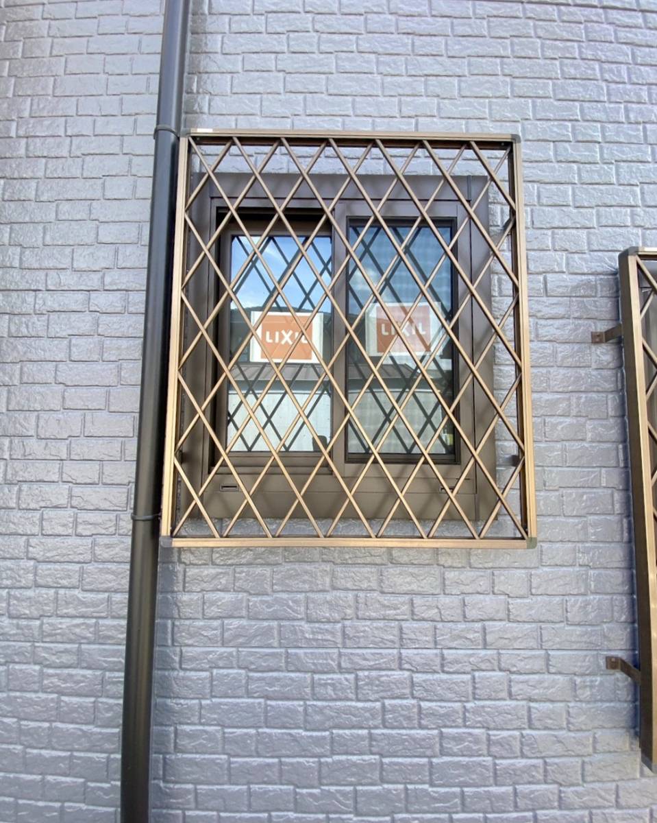 セイワ四日市店の窓のお取替えですの施工後の写真1