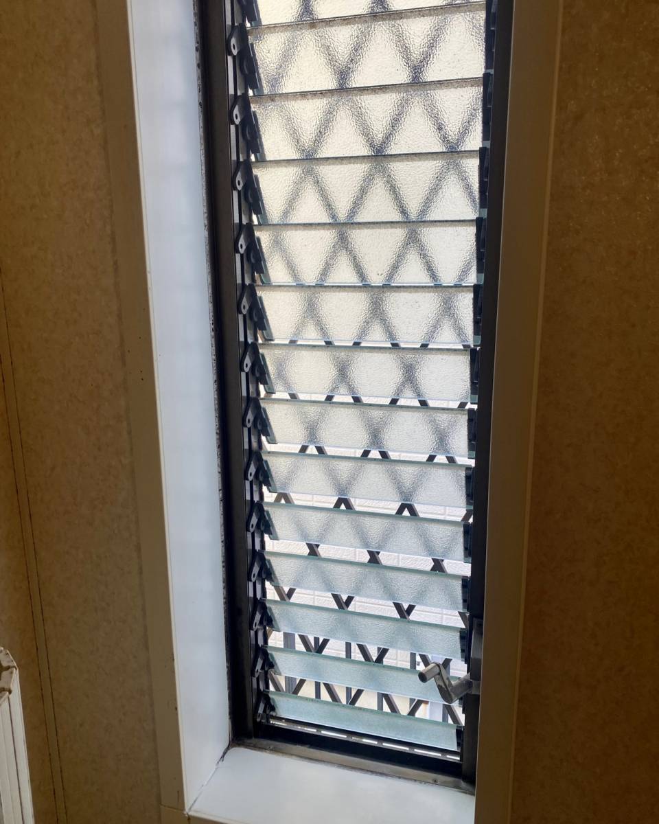 セイワ四日市店のお風呂の窓を新しくしたい！の施工前の写真1
