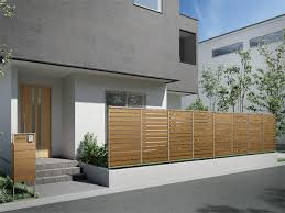 出雲トーヨー住器の木製の塀をフェンスへのお客さまの声の写真1