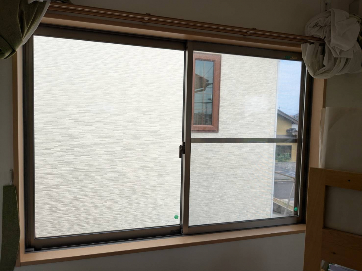 出雲トーヨー住器の光熱費を抑えよう　内窓設置の施工前の写真2