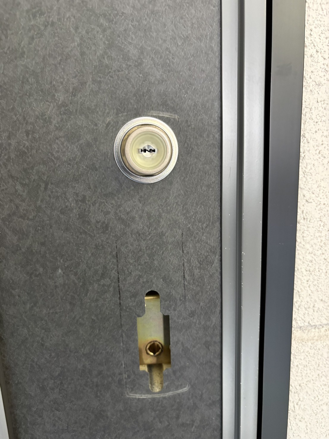 小玉硝子の室蘭のアパートドア鍵交換・防犯対策ガイドの施工事例詳細写真2