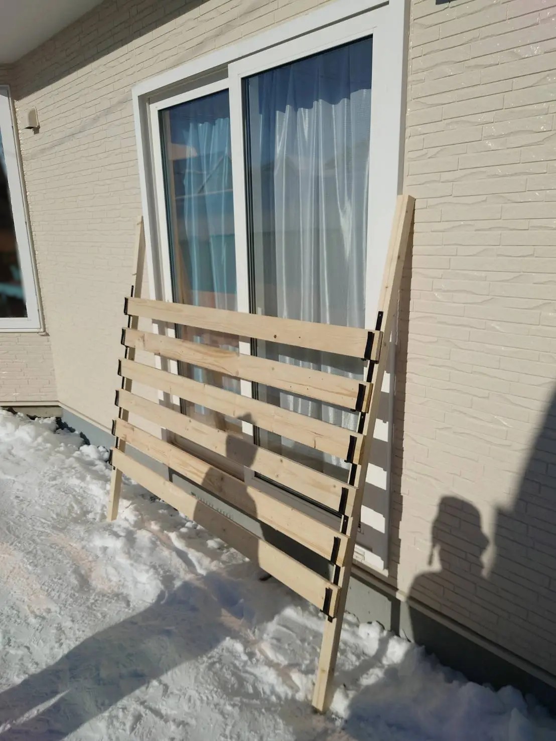 小玉硝子の【胆振・北海道】冬の窓守り!「雪止め仮設」で落雪のトラブルを未然に防ぐ方法の施工事例詳細写真6