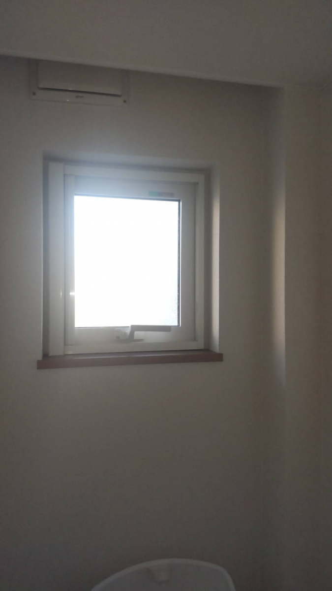 小玉硝子のアパート　内窓　断熱工事の施工前の写真3