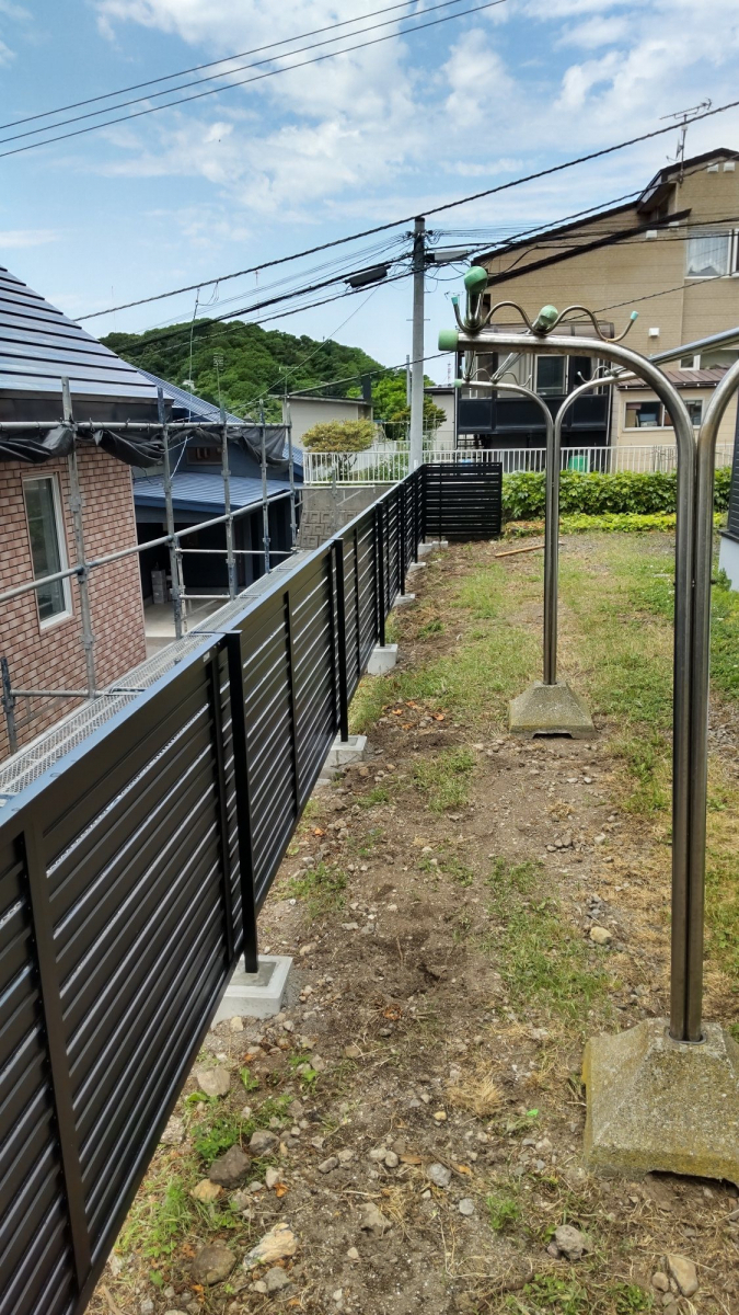 小玉硝子のフェンス工事の魅力と効果の施工後の写真3
