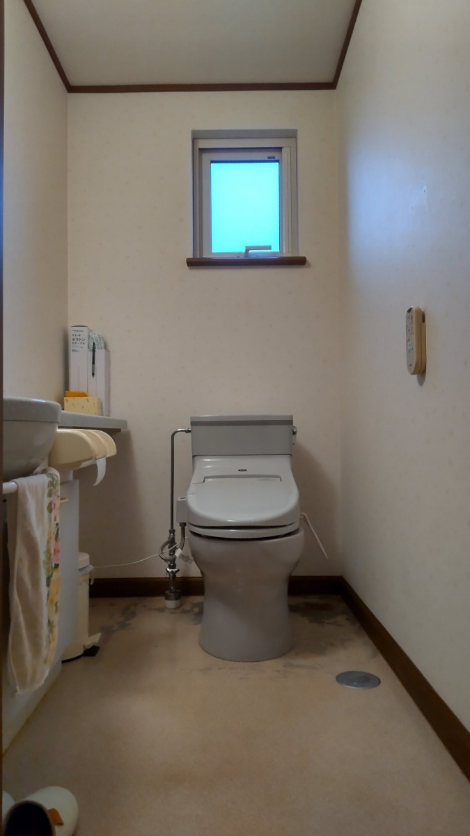 小玉硝子の快適トイレリフォームで新生活!の施工前の写真2