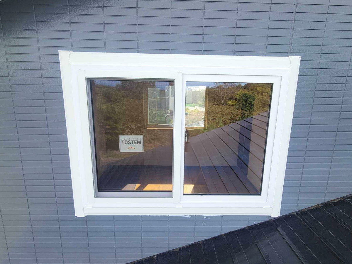小玉硝子の樹脂サッシカットモール引き違い窓で断熱性能UP!1日で完了する窓リフォームの施工後の写真1